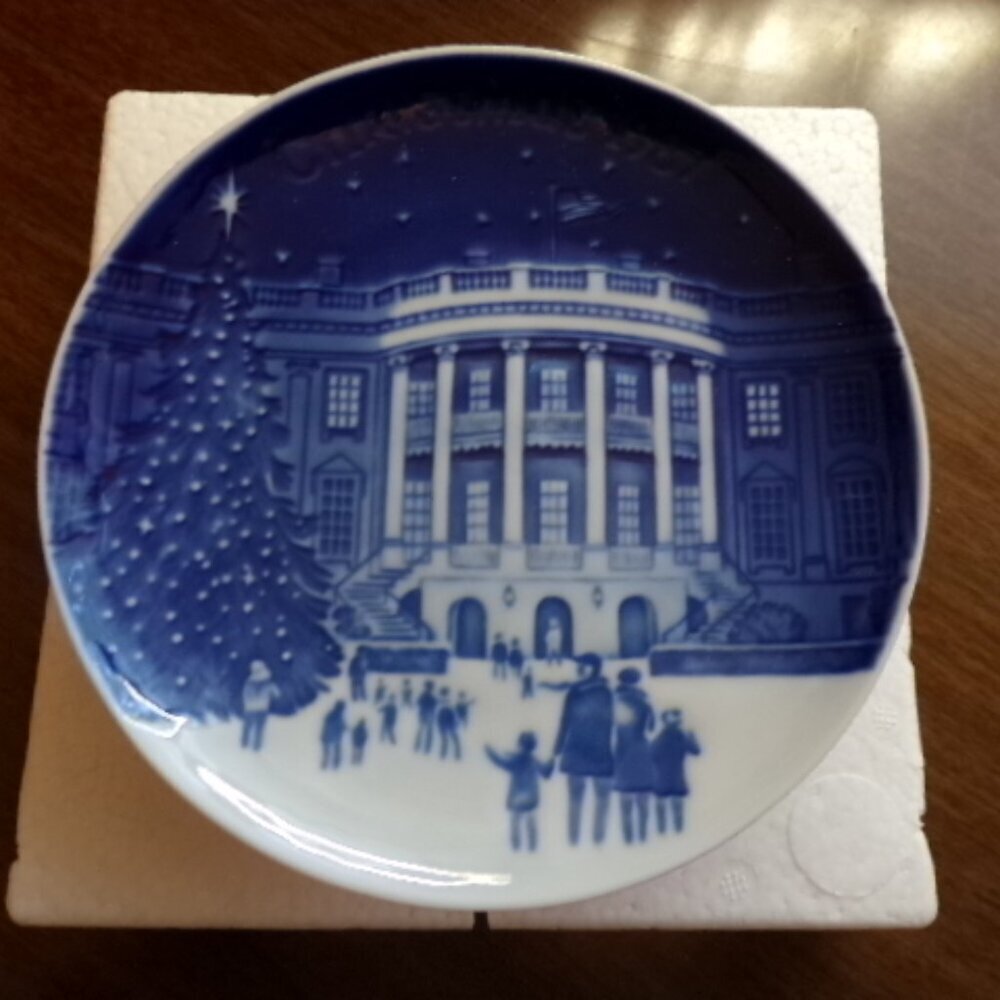 Royal Copenhagen PR - "Christmas Eve at the White House" 1987